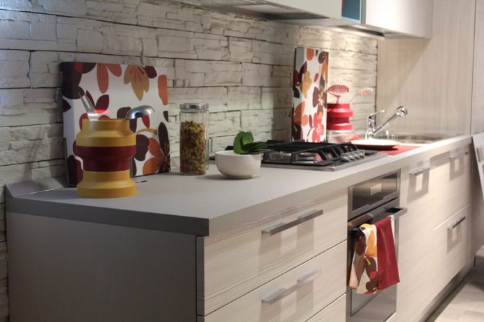 backsplash-cabinet-contemporary-273822