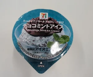 チョコミントアイス